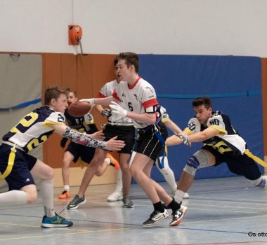 flag-football-lizzards-hornets-u16-flagliga-mitte-winter-2019-03-15.jpg