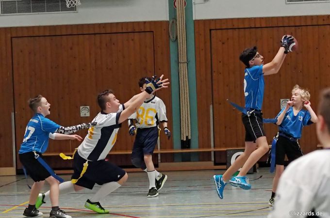 flag-football-u13-lizzards-hornets-flagliga-mitte-winter-2018-3.jpg