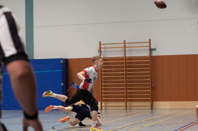 flag-football-lizzards-hornets-u16-flagliga-mitte-winter-2019-03-30.jpg