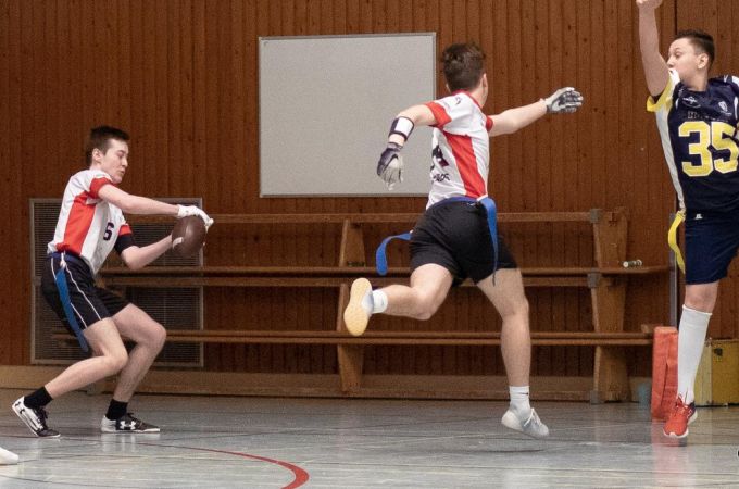flag-football-lizzards-hornets-u16-flagliga-mitte-winter-2019-03-72.jpg