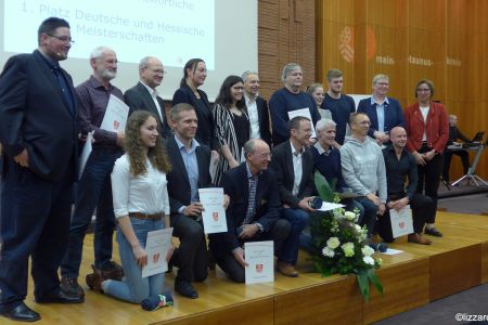 Landrat ehrt Lizzards bei der Sportlerehrung 2020 für ihre sportlichen Erfolge.