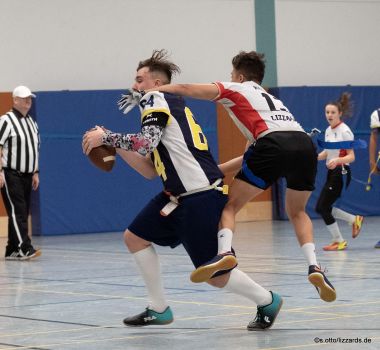 flag-football-lizzards-hornets-u16-flagliga-mitte-winter-2019-03-26.jpg