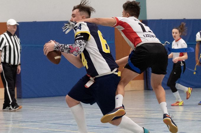 flag-football-lizzards-hornets-u16-flagliga-mitte-winter-2019-03-26.jpg