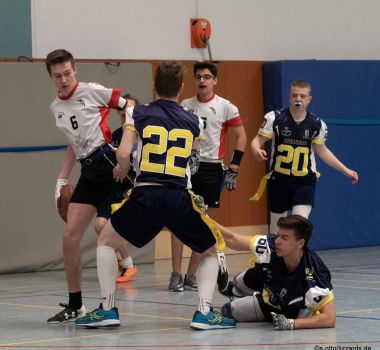 flag-football-lizzards-hornets-u16-flagliga-mitte-winter-2019-03-13.jpg