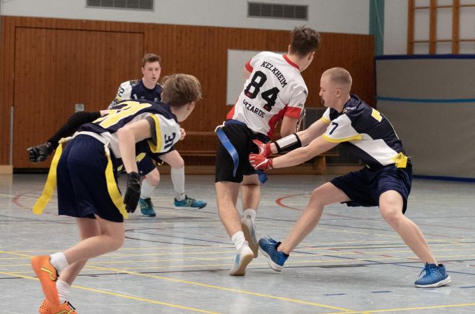 flag-football-lizzards-hornets-u16-flagliga-mitte-winter-2019-03-42.jpg