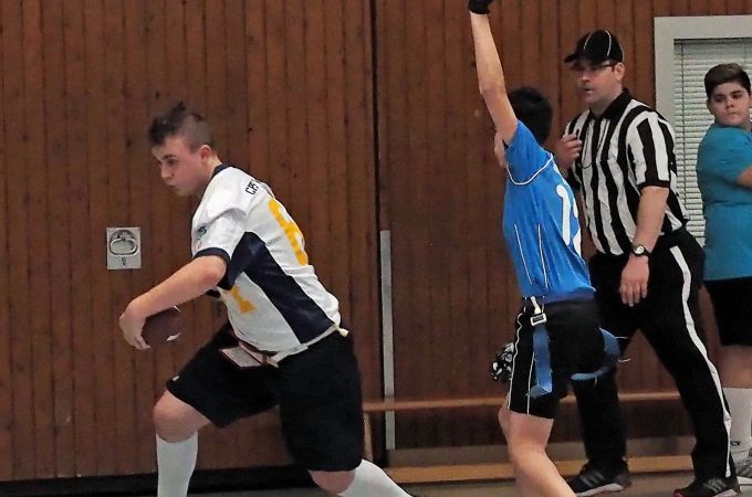 flag-football-u13-lizzards-hornets-flagliga-mitte-winter-2018-1.jpg