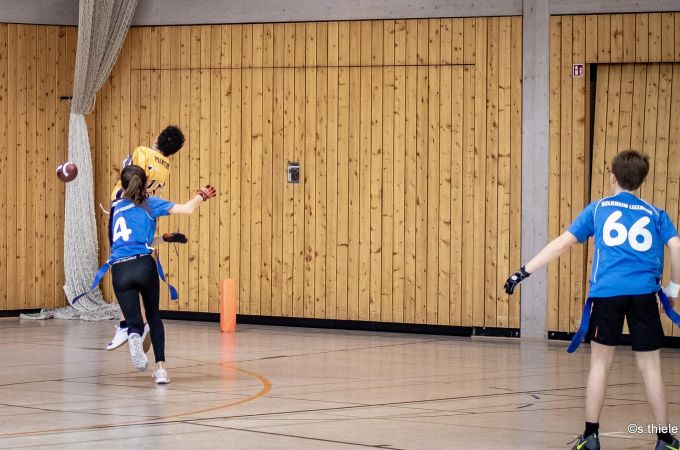flag-football-lizzards-u13-wiesbaden-phantoms-flagliga-mitte-2020-02-22_025.jpg
