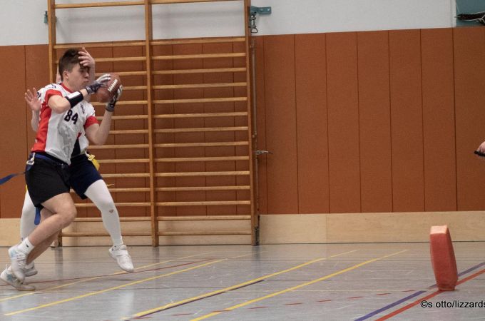 flag-football-lizzards-hornets-u16-flagliga-mitte-winter-2019-03-61.jpg